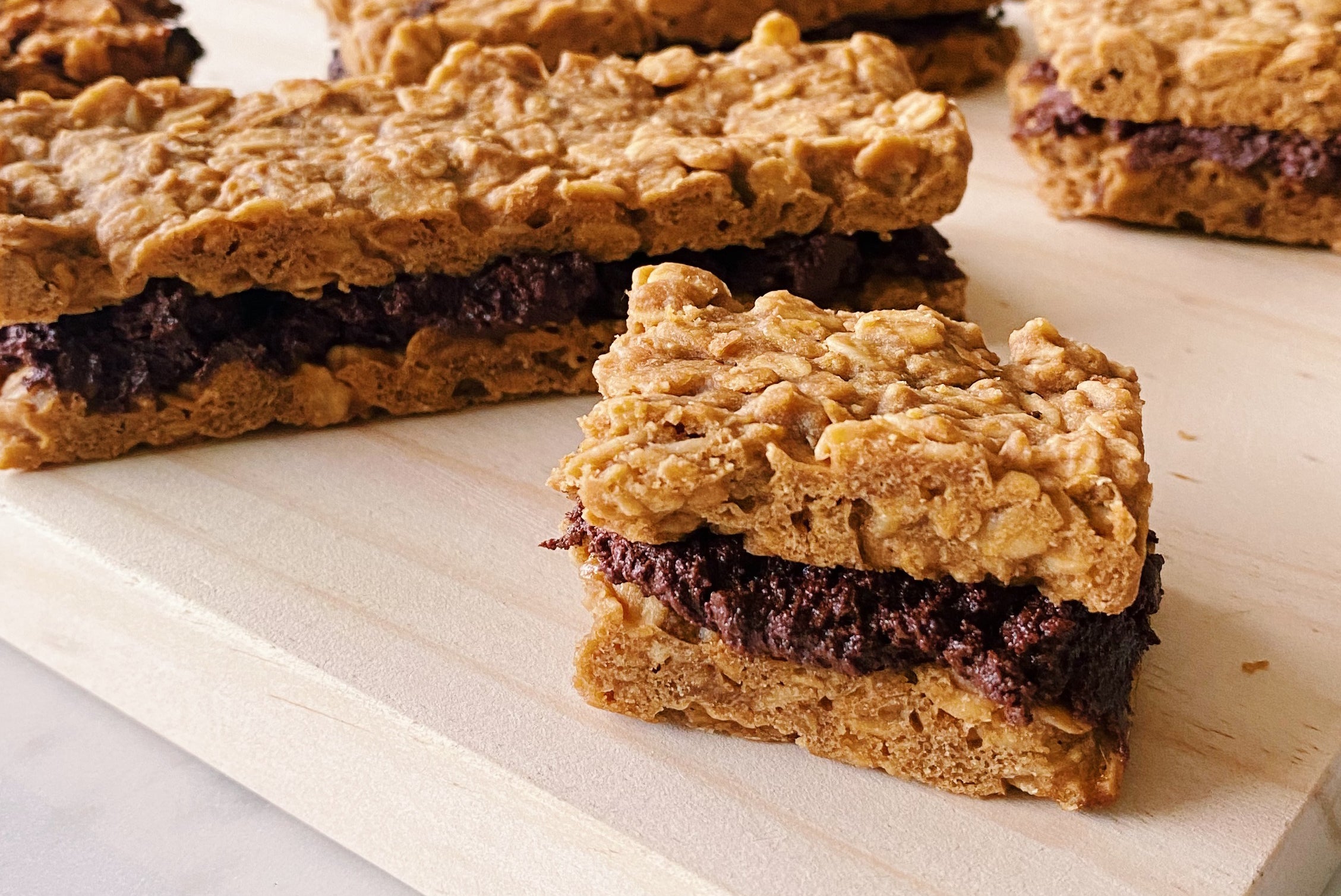 Barritas de Avena Rellenas con Chocolate
