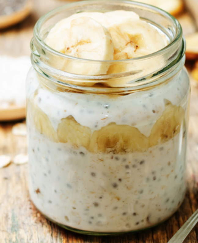 Pudín de Chía con avena y fruta de elección